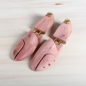 Cedar shoe trees - Sir Beecs